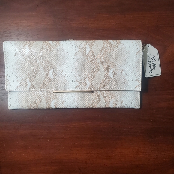 Belle Accessories Gold/Tan Snakeskin Clutch - Picture 4 of 7
